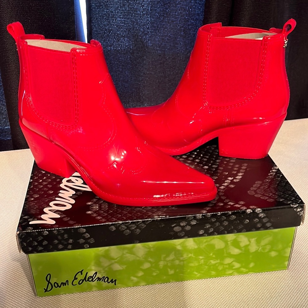 NWT Sam Edelman Winona Rain Booties